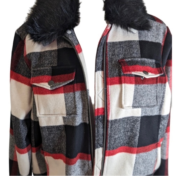NWOT Torrid Plaid Fur Jacket - Picture 3 of 5